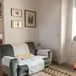 Piazza Dante House