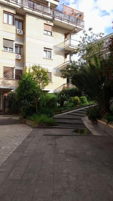 Piazza Dante House